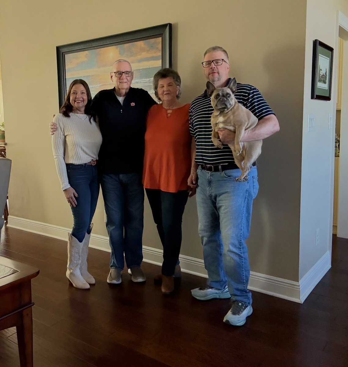 AU_Grad2000's tweet image. Thanksgiving 2025 is in the books! Now it’s time to head to Neville Arena for RILEY GREEN!!!!!