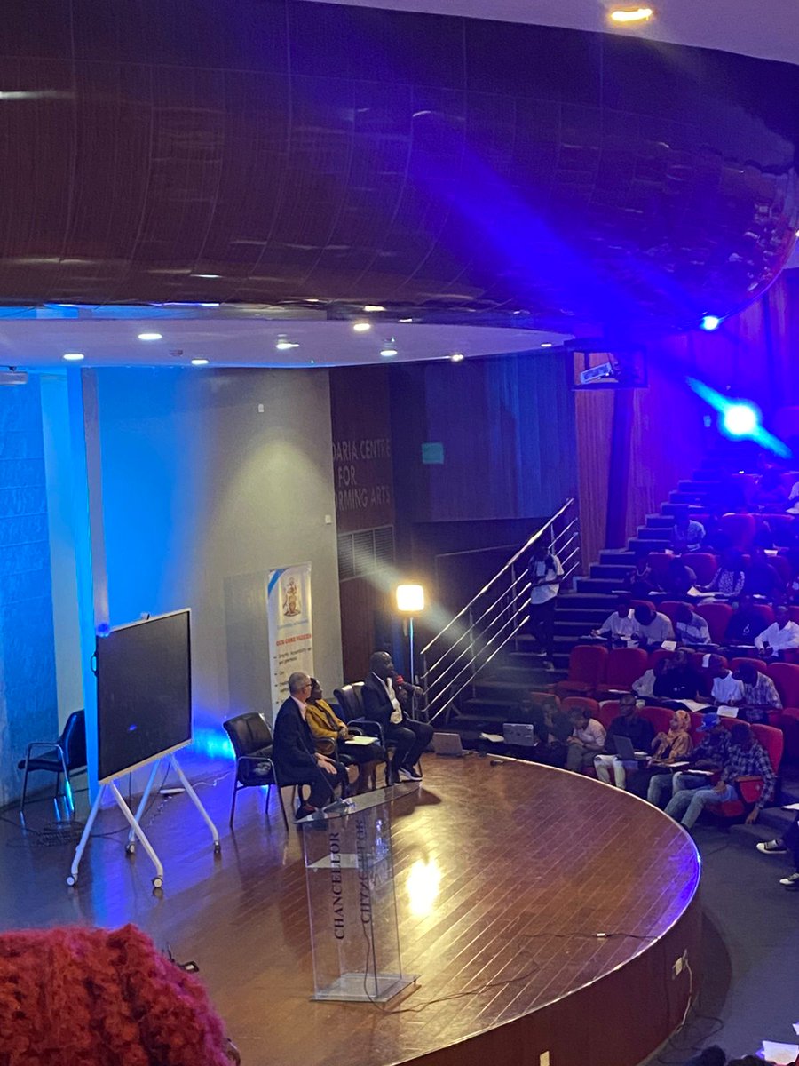 Jordan44941001's tweet photo. Roncliff Odit reminds the room: “Everyone with a phone is a journalist — but your credibility and truthfulness is what makes you different.”
A powerful truth in the digital age.
#WeAreUoN #TrueJournalism #WorldwideJournalism https://t.co/QGcKTjBuRC