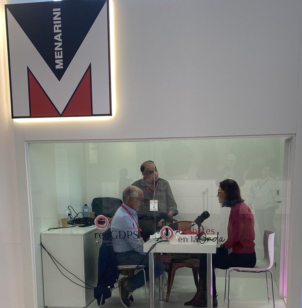 Durante el 4° #congresoredgdps hemos grabado varios podcast en el proyecto #diabetesenlaonda abordando algunos de los temas desarrollados en este evento y que próximamente estarán disponibles en nuestra web Redgdps.org
Atentos‼️