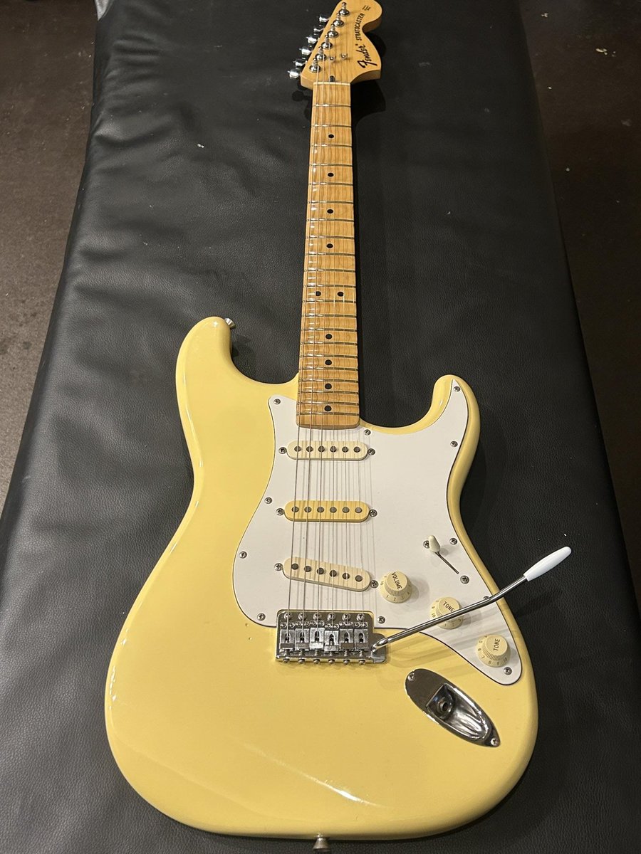 mojo_guitars's tweet photo. Fender Japan ST72-86 DSC
インクヴェイモデルではありませんが、フロントとリアにDiMarzio HS-3
スキャロップ指板です。
https://t.co/aODIiDTGaj
https://t.co/y0VPvsRETn

MOJOGUITARSでは楽器の買取・委託も承っています
お気軽にお問い合わせください https://t.co/hhIe9GADP5