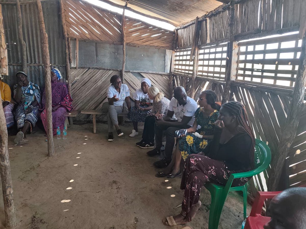 BasicNeeds_KE's tweet image. Our team in Kilifi County hosted @CBM_Global Safeguarding Manager who met some of our project participants and duty bearers who we collaborate with to ensure our programs adhere to the highest safeguarding standards, and do not inadvertently cause any harm @CBM_Global_KE
