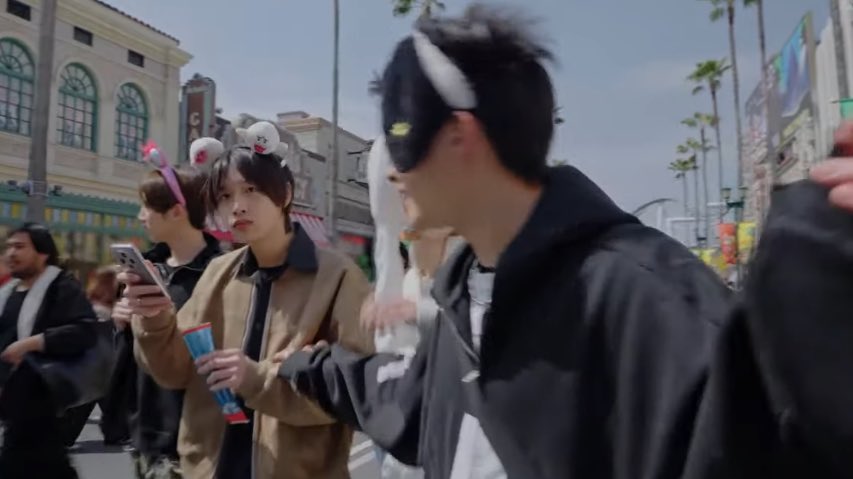 kh1ovele's tweet image. ขุน : ตอนนั้นมีไทยเน้กอยู่ด้วย มาได้ไงวะ