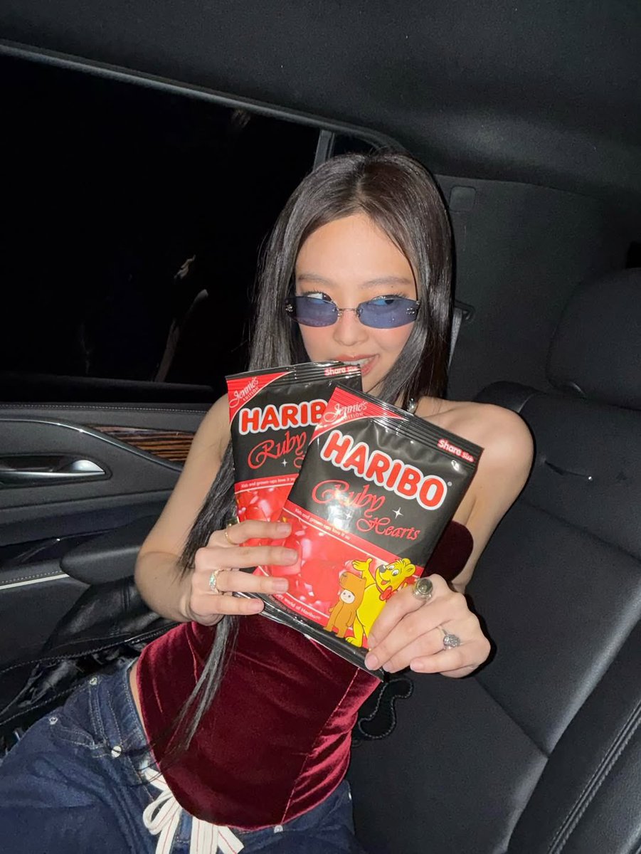 rubyjhwan's tweet image. รับหิ้วเมกา jennie x haribo ruby hearts

#รับหิ้วเมกา #หิ้วเมกา #พรีเมกา #jennie #BLACKPINK #ตลาดนัดblackpink #preorderเมกา #พรีออเดอร์เมกา
