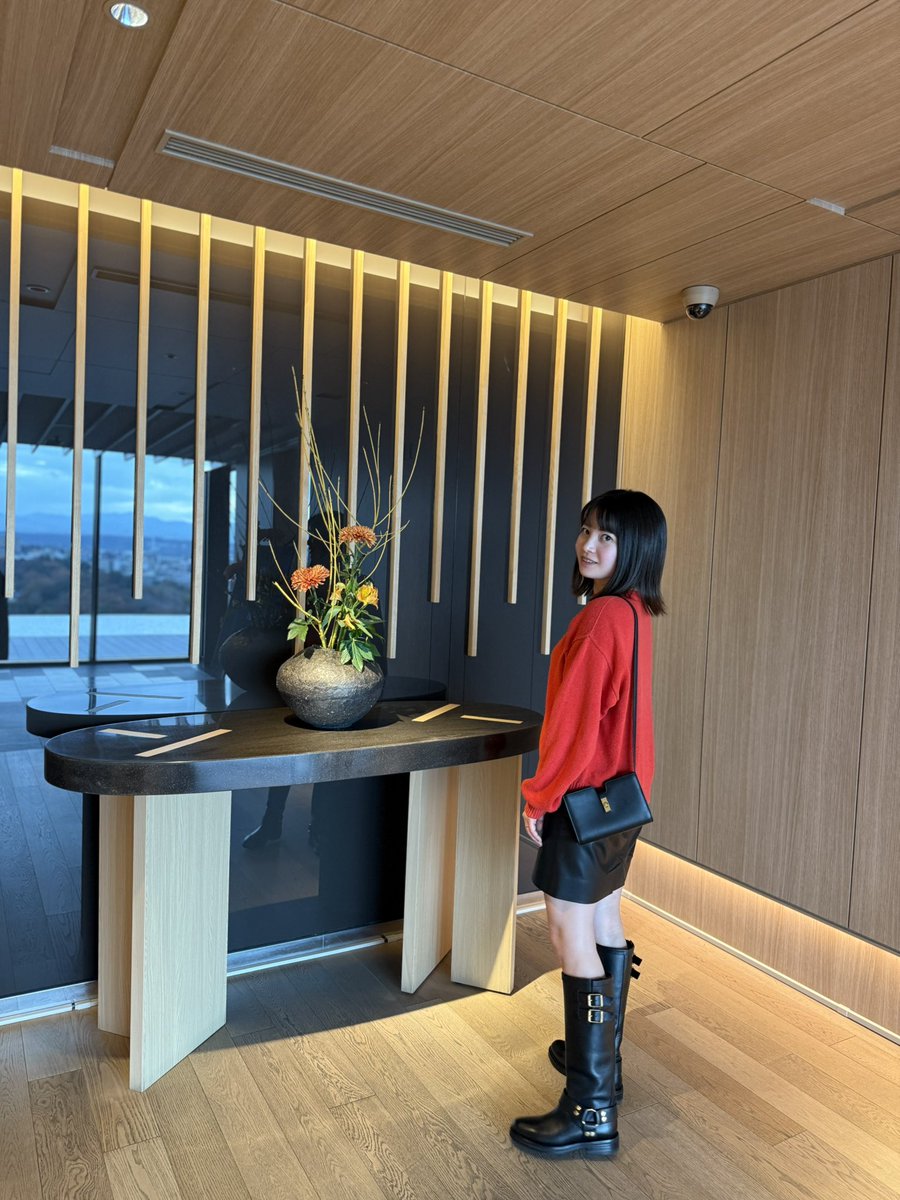 今日は親しくお付き合いさせて頂いている経営者ご夫婦と会食。

複数同時進行で事業を作ることができるのか？は永遠のテーマな気がしますね。

「流通は最適化のゲームである」
が一番盛り上がった。笑