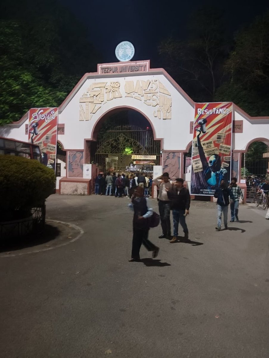 baruahb's tweet photo. Tezpur University is in lockdown. Student safety, academics &amp; campus stability are under serious threat. This crisis needs urgent intervention from top authorities before it spirals further. Kindly help 🙏. 
@CMOfficeAssam @PMOIndia @rashtrapatibhvn @EduMinOfIndia https://t.co/zB2lCv1ese