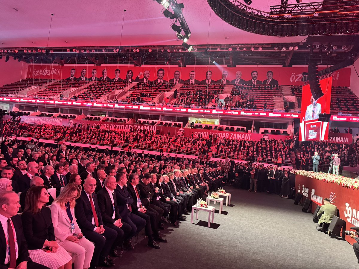📍Şimdi İktidar Zamanı! 

Partimizin 39. Olağan Kurultayında bana "Divan Üyeliği" görevini layık gören başta Genel Başkanımız Sayın Özgür Özel'e, kurultay delegelerimize ve tüm yol arkadaşlarıma şükranlarımı sunuyorum.

#ŞimdiİktidarZamanı

<a href="/herkesicinCHP/">CHP 🇹🇷</a> <a href="/eczozgurozel/">Özgür Özel</a>