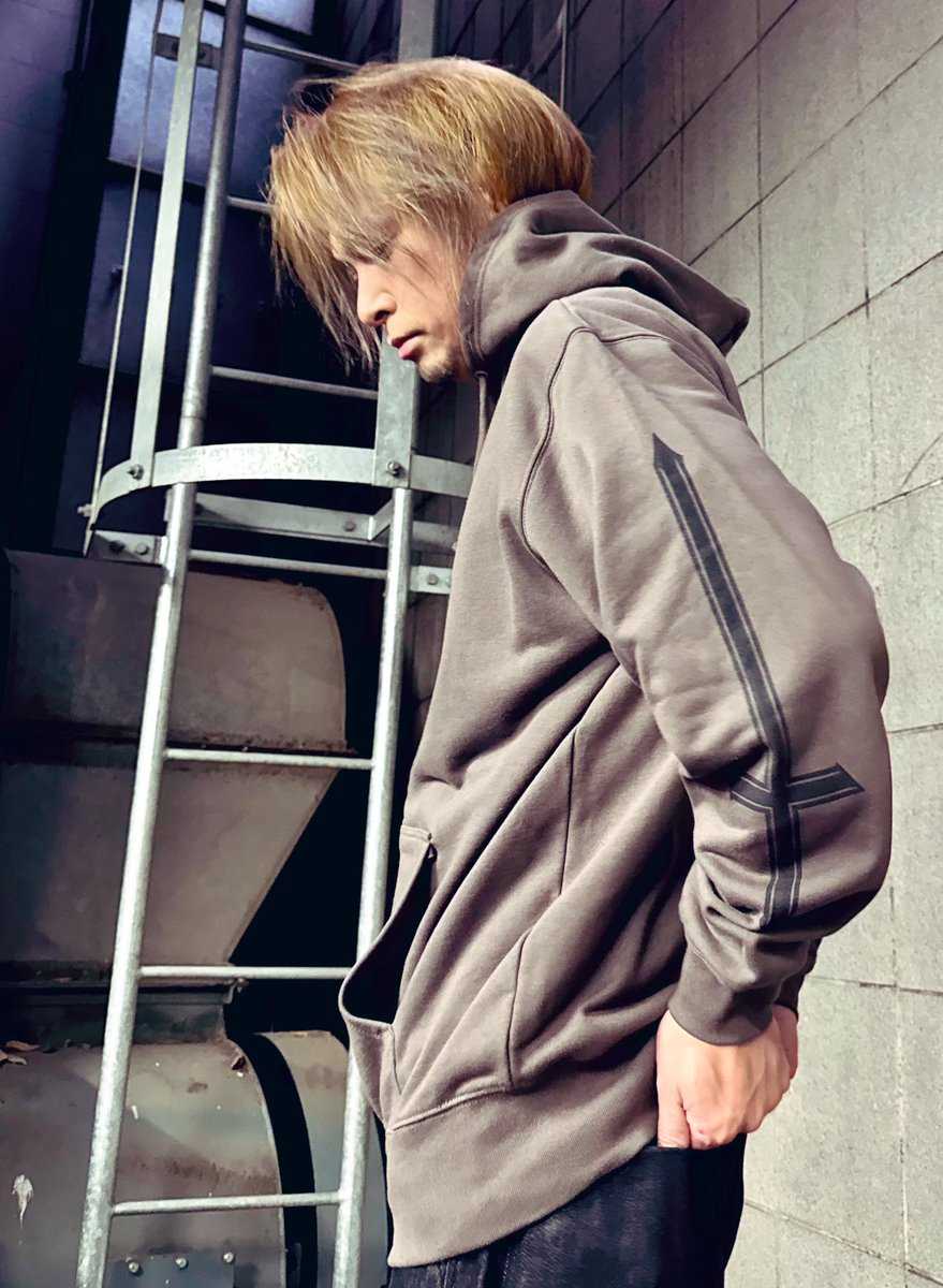 Toshiです！ トシの誕生日を祝う！ヨシキからの特別プレゼント | TikTok