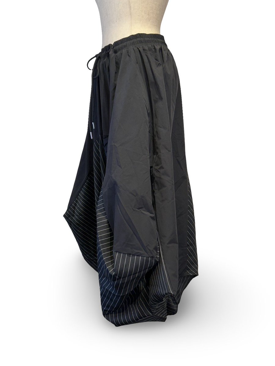 29日からはこちらのコレクション。 モードなラインに仕上げました