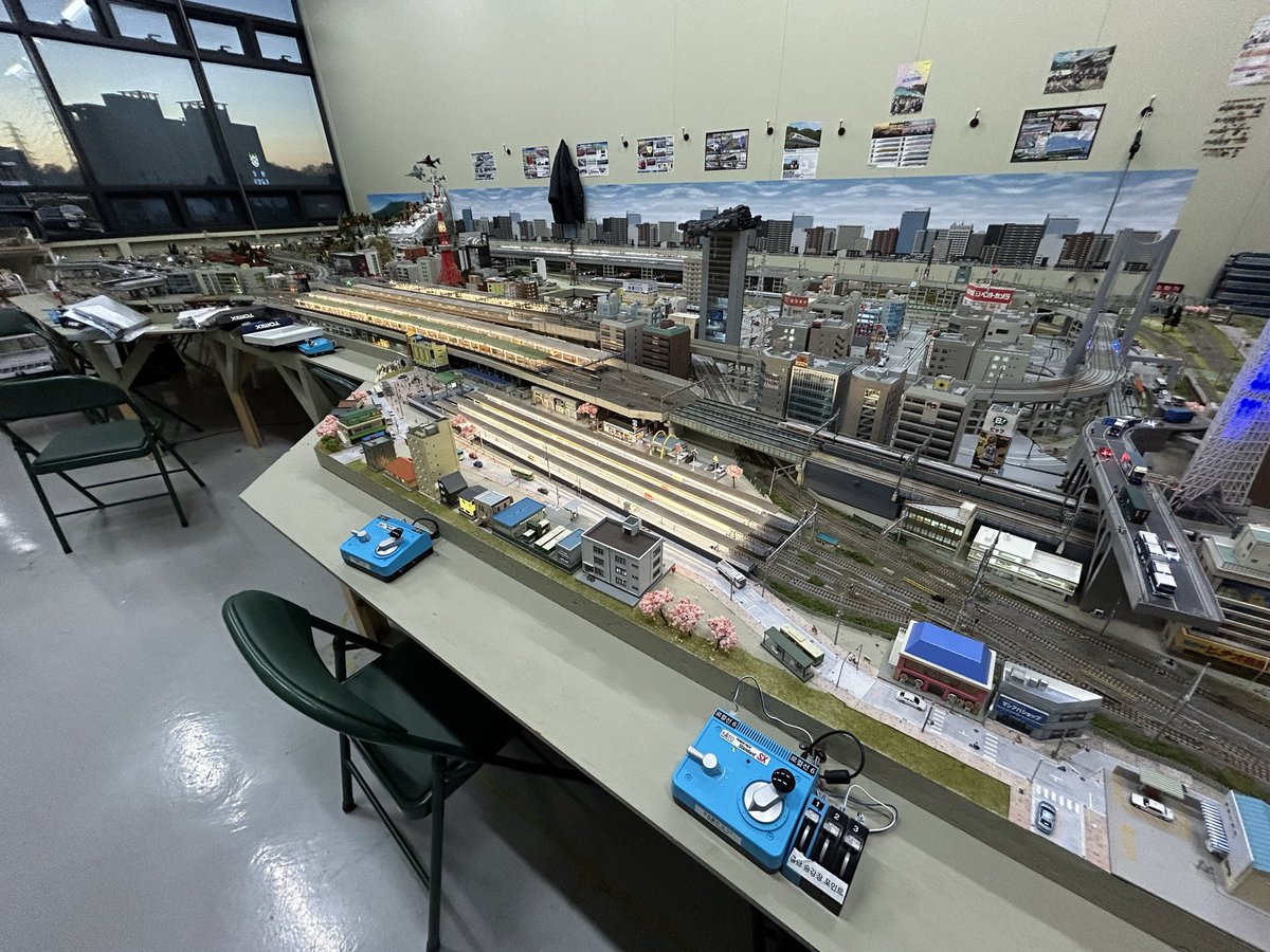 RS36A's tweet image. 韓国のリカラー初めて来たわ