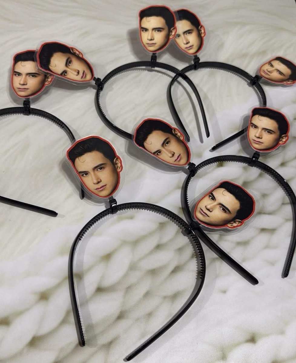 TeamHeathOfc's tweet image. For our team live tomorrow yey 

HEATHs SHOWTIME