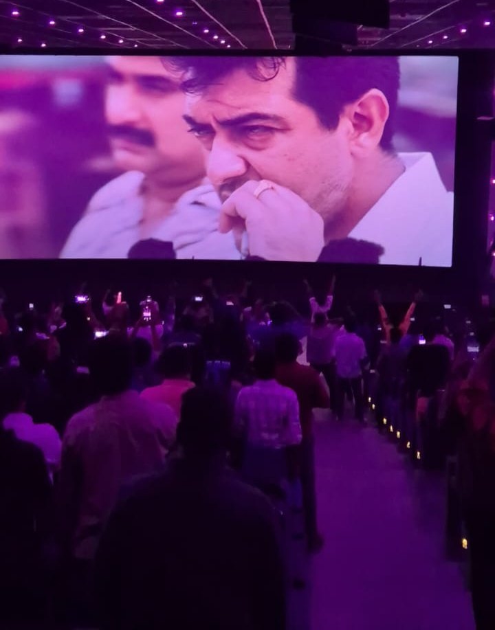 TrollywoodX's tweet image. Imagine the FDFS theatrical atmosphere in 2004 during this scene.. Theatre therichurukum 💥

#Attagasam #AjithKumar