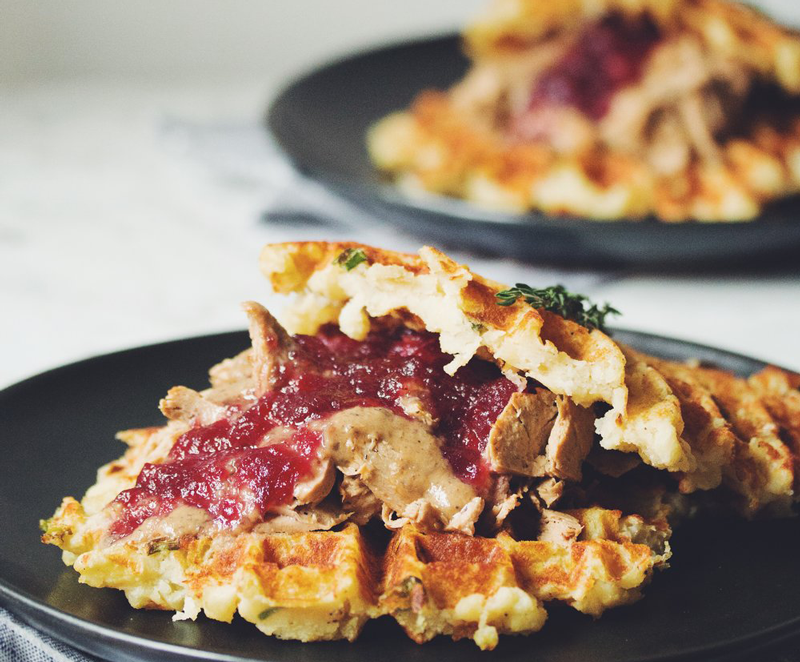 VegNews's tweet photo. Been waiting for this day all year long. #ThanksgivingLeftovers 
https://t.co/p0u2lb6nKT https://t.co/ZmPfRdL5sc