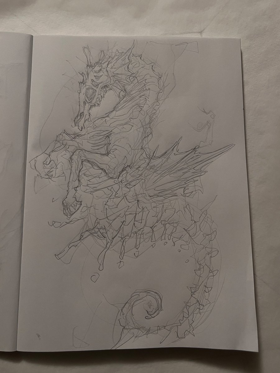 久しぶりになってしまいました...
新作のラフスケッチ！🪸🐎