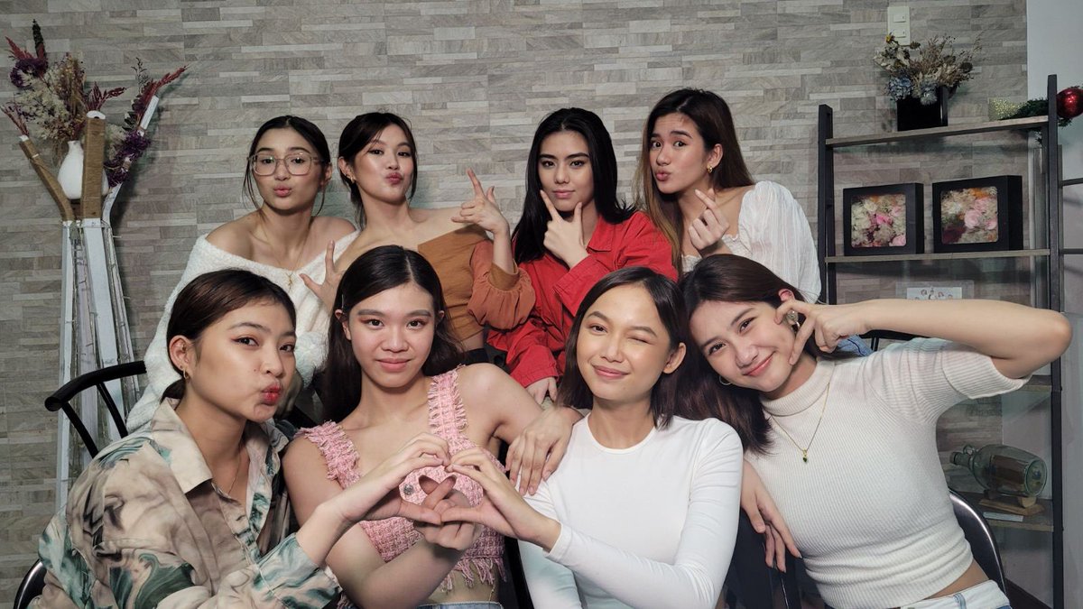 binifinity_'s tweet photo. @randomtots5089 best girls 🥹 https://t.co/W2u7ovzkND