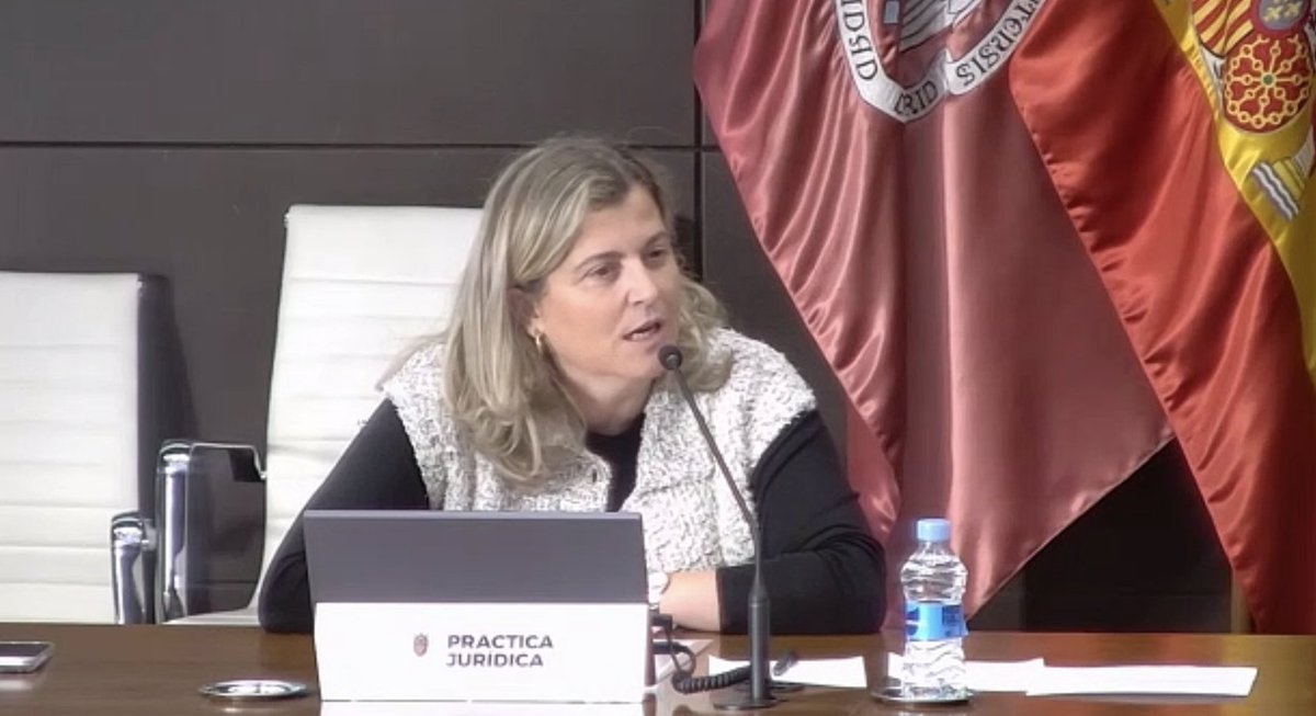 Nuria García, directora de la <a href="/epjcomplutense/">Escuela de Práctica Jurídica de la UCM</a>: "Me parece un acierto traer hoy aquí temáticas tan apasionantes de #SeguridadSocial como las que trae la #VIIIJornadaOtoñoASNALA. Son muchos los vínculos que nos unen con <a href="/ASNALA_/">ASNALA</a> y es un honor estar aquí". 

#Laboralista