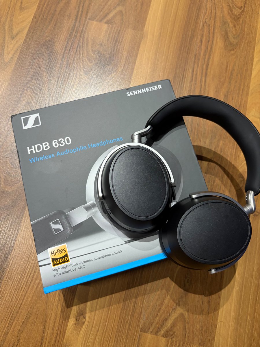geekyranjit's tweet image. Finally the Sennheiser HDB 630 flagship wireless audiophile headphones are officially launched in India amzn.to/4rpguT7

I have been testing them for 2 weeks and in terms of audio playback quality for high end wireless audio headphones these are the best, but again come…