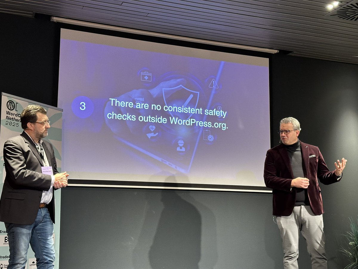 TacoVerdo's tweet image. There are at least four issues with the current way of doing WordPress plugin updates, @karimmarucchi and @jdevalk explain at #WCNL.