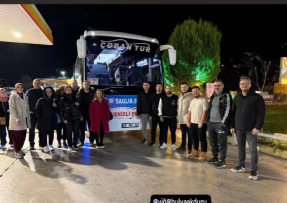 Basit bir sendika etkinliği gibi gelebilir
Ancak #SaglıktaSarıYapılanma bu sefer <a href="/Denizli_SM/">Denizli İl Sağlık Müdürlüğü</a> karşımıza çıkıyor.

Bu fotoğrafta müdür yardımcıları, servis sorumluları var.
Soran olursa tarafsız, adil yöneticileri nasıl atadığınızı anlatırsınız!
<a href="/saglikbakanligi/">T.C. Sağlık Bakanlığı</a>