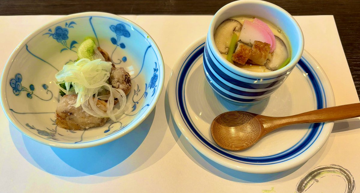 お気に入りの鰻屋さんだったのに、旅行客でいつも満席😒
しかし今日は混んでなく、久し振りに入店😄
静かな空間でゆっくり鰻を味わうことができました😋