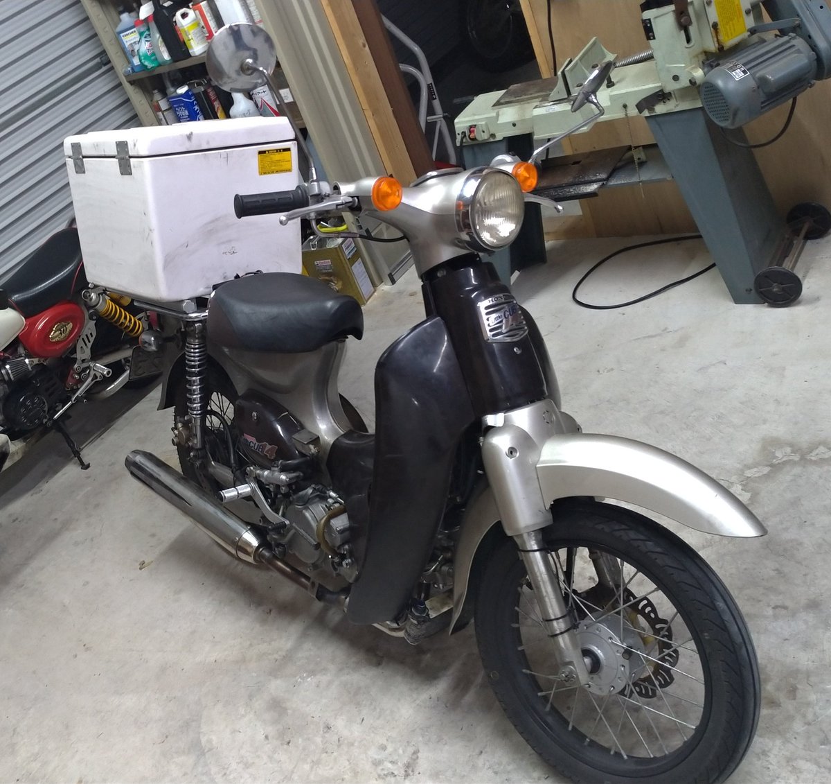 monkey717_4mini's tweet image. 純正ルックのカスタム(カブ編)