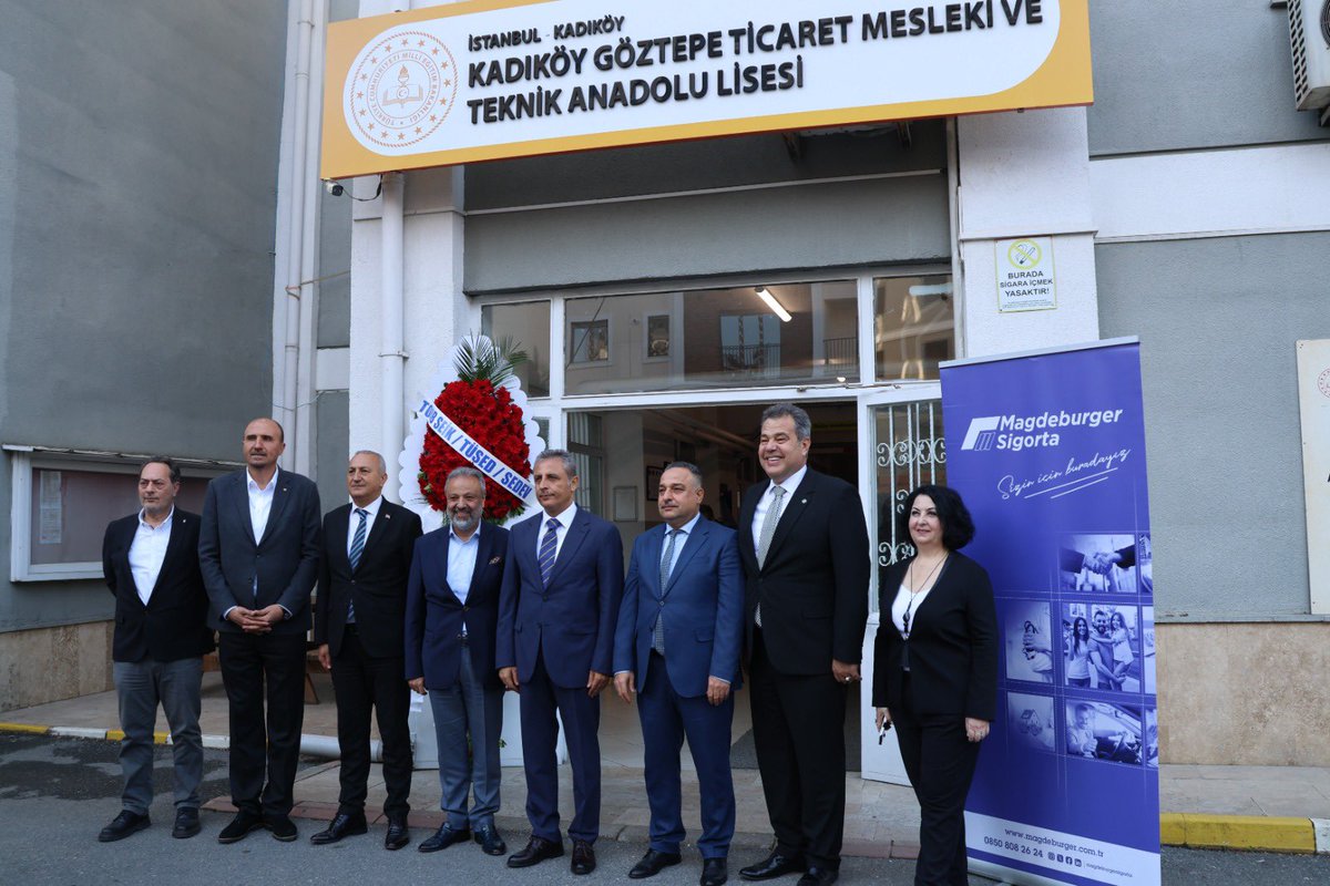Sigortacılık Bölümümüzde istihdam garantili eğitim dönemi başlıyor!

Kadıköy Göztepe Ticaret MTAL olarak Magdeburger Sigorta ve SEDEV iş birliğiyle hayata geçirdiğimiz Sigortacılık Laboratuvarımızın açılışını gerçekleştirdik.