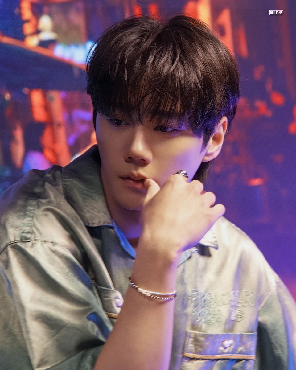 [💌] #이준영
⠀
준영 배우와 함께한
한 편의 화보가 연상되었던 촬영 현장💕

<1st Mini Album 'LAST DANCE'> 자켓 촬영 현장 비하인드 지금 공개합니다!📸
⠀
🔗 blog.naver.com/billions_offic…
⠀
#LEEJUNYOUNG
#1ST_MINI_ALBUM #LAST_DANCE
#빌리언스 #BILLIONS