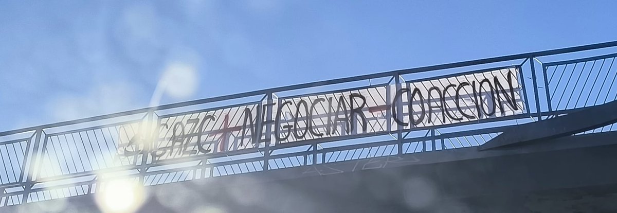 Por cada pancarta que desaparece, aparece una razón más para no rendirnos. Nos la quitan, volvemos. Nos la esconden, volvemos. Esta lucha no es por hoy ni por mañana, es por nuestro futuro y el de todos los trabajadores.