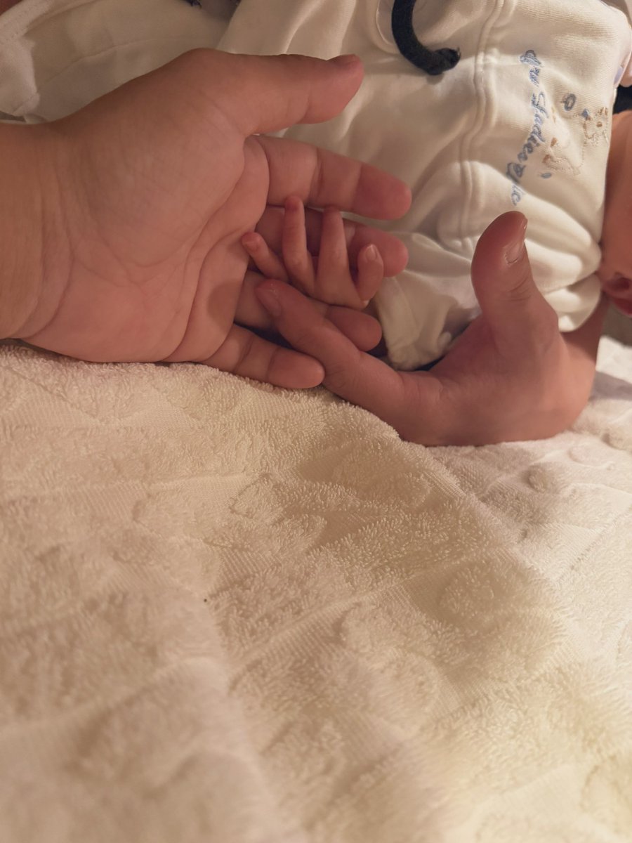 ft1110's tweet photo. 可愛いベビー👶 https://t.co/FGcg6EcsF8