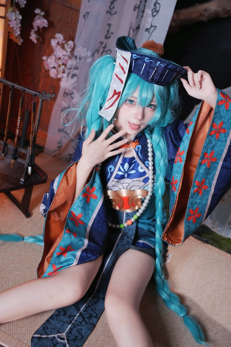 sakanacos's tweet photo. かぷってしたいの…いい？💙
#コスプレ https://t.co/Z4ppNWiMeW