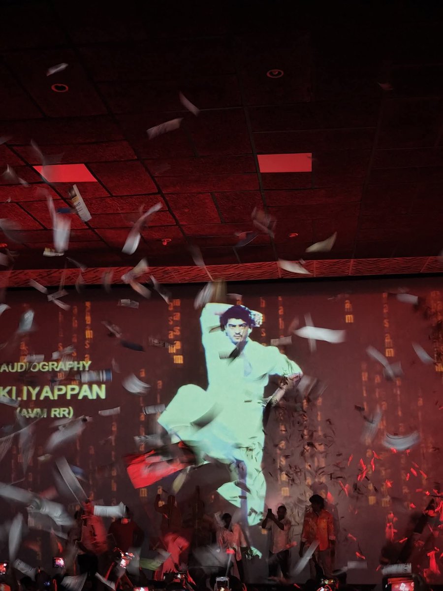 akdarkdevil435's tweet image. Frame Level 🔥📈 
THALA POLA VARUMA !!

#attahasamrerelease #Attahasam4K #AjithKumar