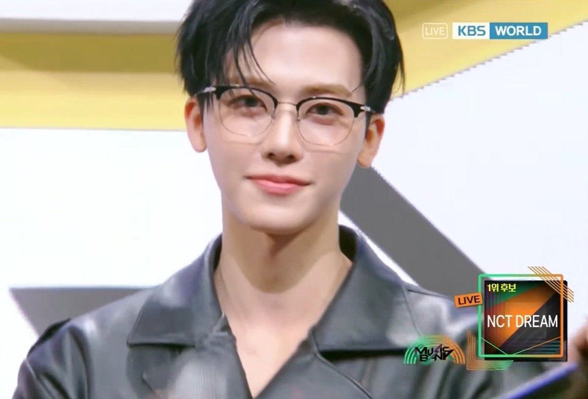 itznajaem's tweet image. LIKE FATHER                                    LIKE SON