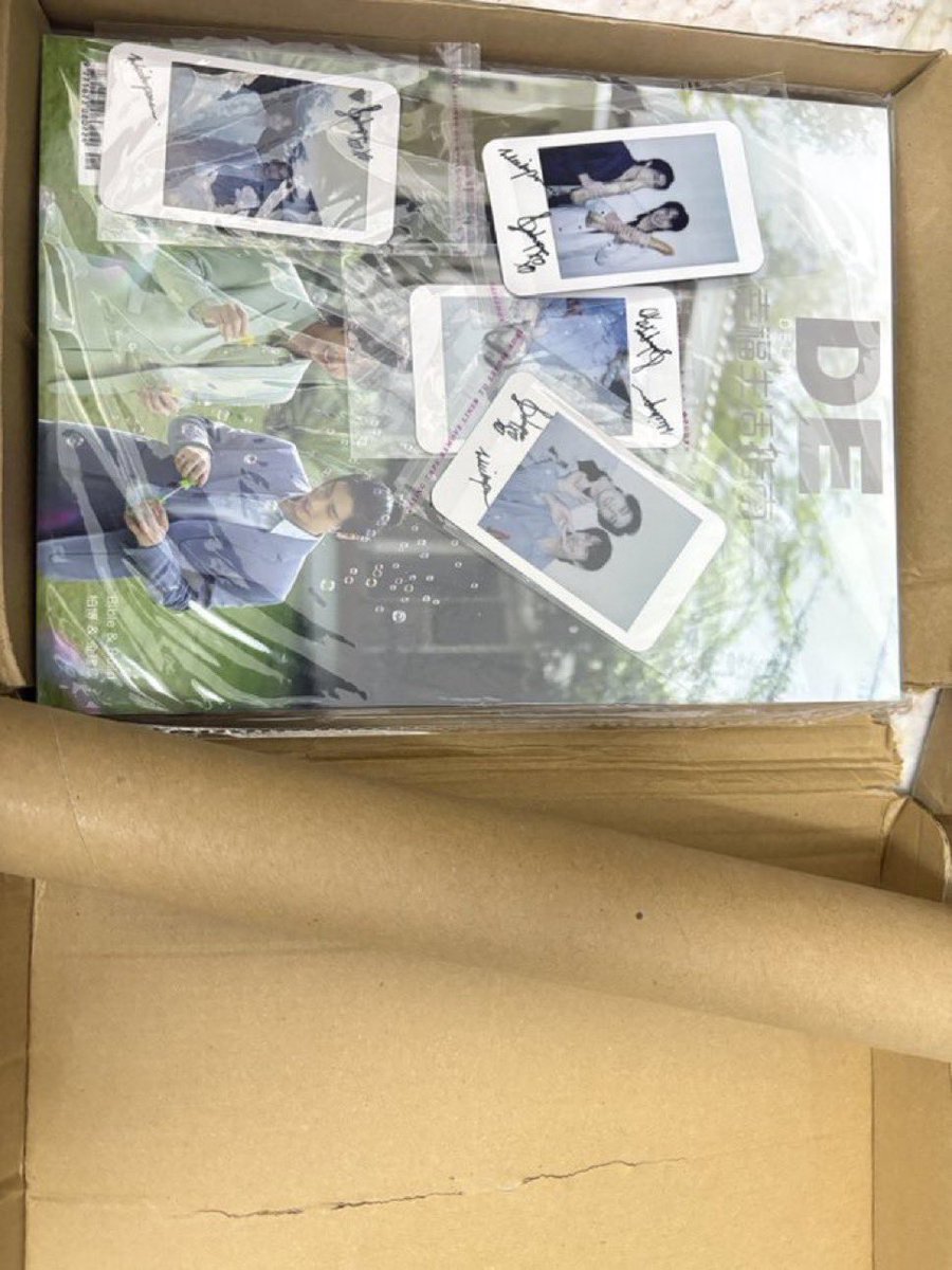 SC_preorder's tweet image. ꒰ พร้อมส่ง ꒱

นิตยสาร DE (ไบเบิ้ล บิว) ปกA

💰350฿ (ส่งฟรี)

#ตลาดนัดboc #ตลาดนัดคินน์พอร์ช #ตลาดนัดคินพอร์ช #ตลาดนัดเหนือเมฆ #ตลาดนัดบอค