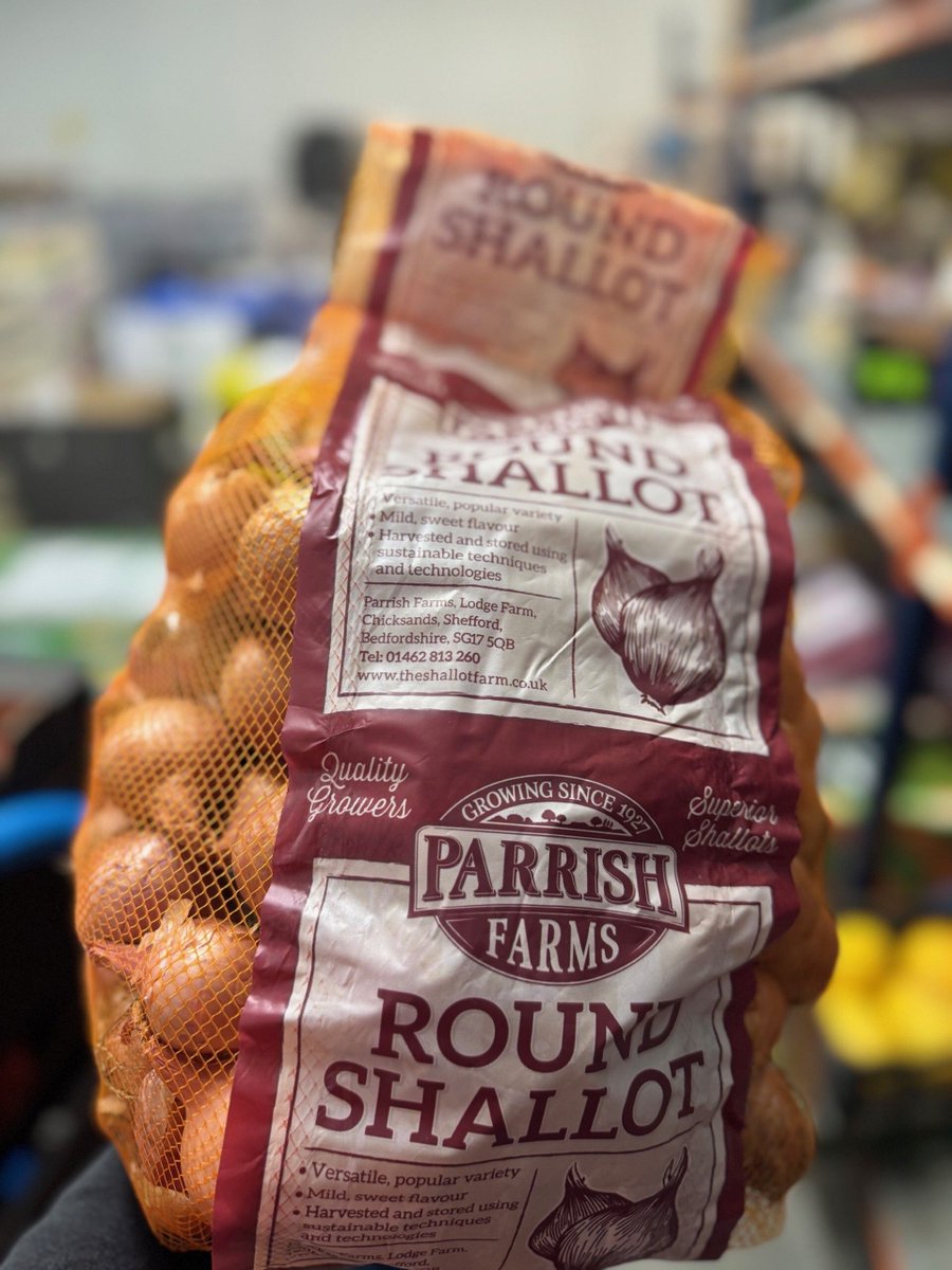 British Round shallots: because square ones don’t exist and flavour matters.

Sweet, dependable and ready to be your base note for greatness.

Call us on 01380 860968 or order online