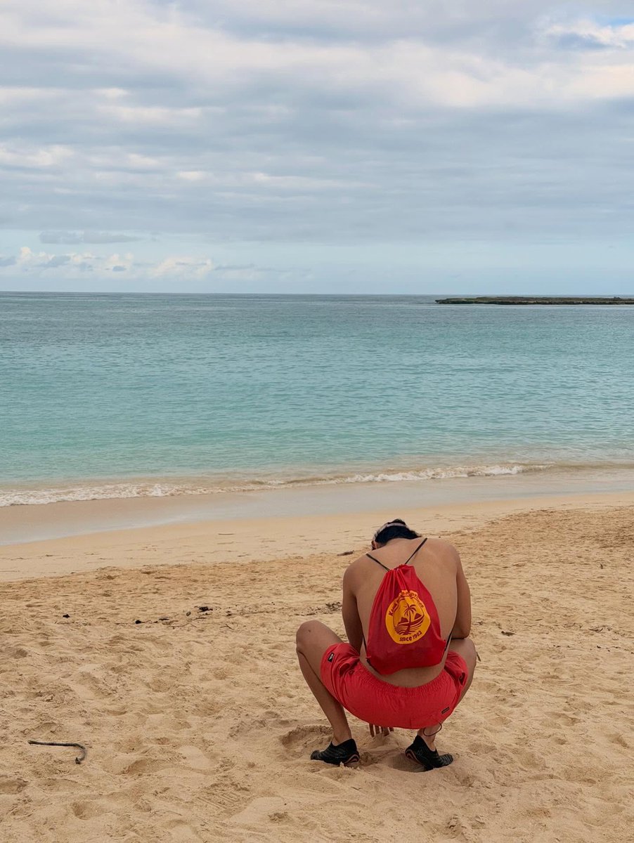 여미고 댕기라고 세상 험한데 왜자꾸 까고댕기냐고 김태혀엉!!