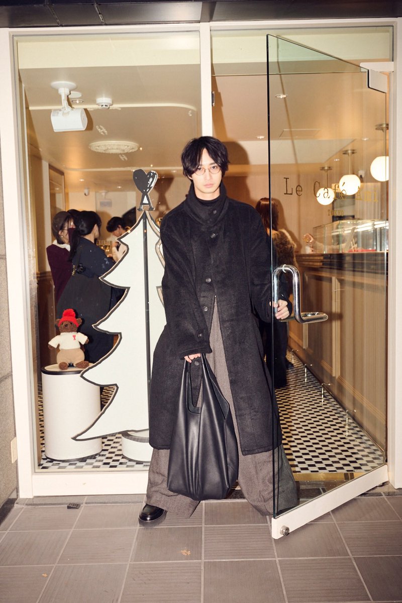 mynameis_Robin's tweet photo. Congrats ami Paris
#amiparis #amiomotesando https://t.co/cieleXnPoW
