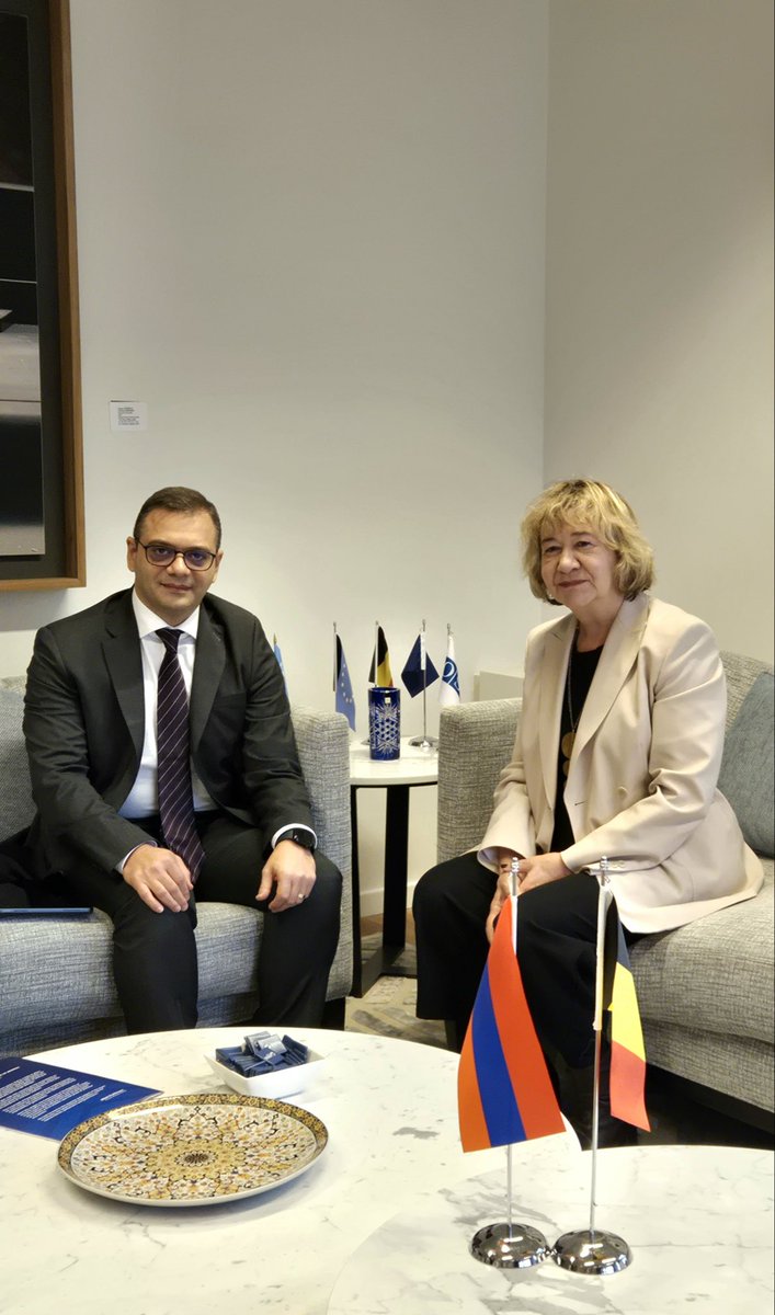 am_crossroads's tweet photo. 🇪🇺🇦🇲An exchange of views took place on issues related to the Armenia-EU partnership agenda.

Deputy Foreign Minister of Armenia @RAbisoghomonyan had a meeting with @VeroniqueBPetit, Director General for Multilateral Affairs and Globalization of the @BelgiumMFA.

The parties touched upon the 17th meeting of the Conference of the Parties to the Convention on Biological Diversity to be hosted by Armenia.

The details of the work carried out towards the organization of the summit of the European Political Community, which will be held in Yerevan, were discussed.