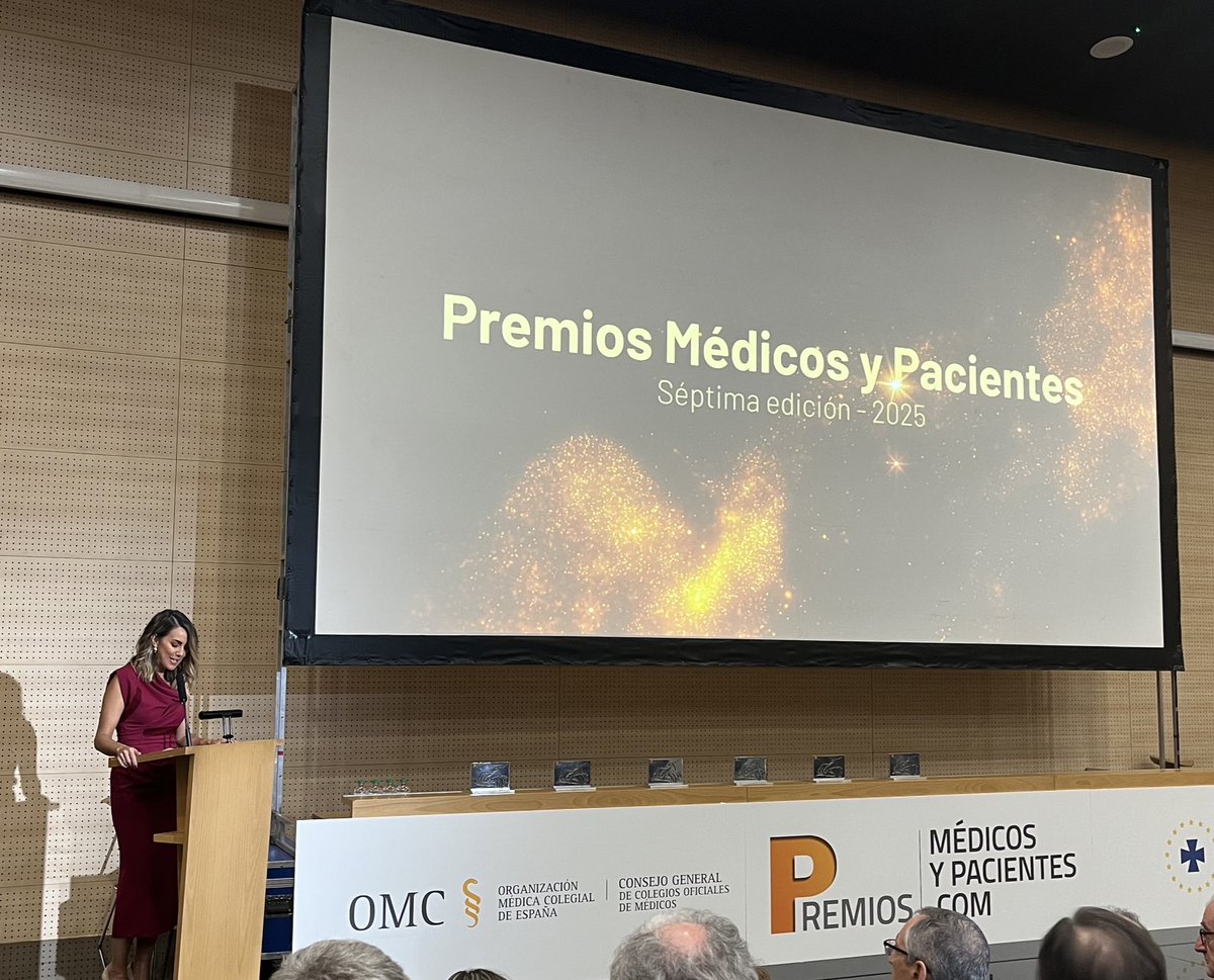 cesm_sindicatos's tweet image. ✅Este #FelizJueves el presidente de @cesm_sindicatos @DrMiguelLazaro participaba en los Premios Médicos y Pacientes de @OMC_Esp en @amaseguroses 
#NoticiasCESM #SindicatoMédico
