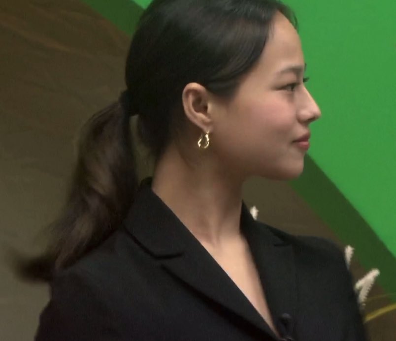 lelquinfiles's tweet image. CATEGORY: SIDE PROFILE 🔥

#LellaFord | #PBBCollab2point0