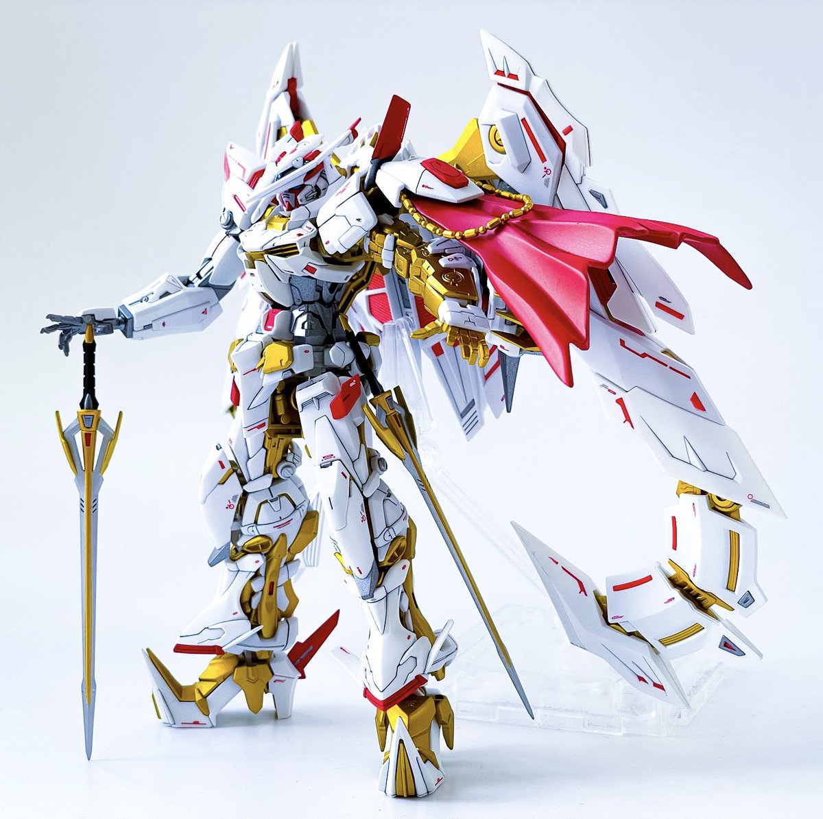 ririto119's tweet image. 時代は赤マント✨✨