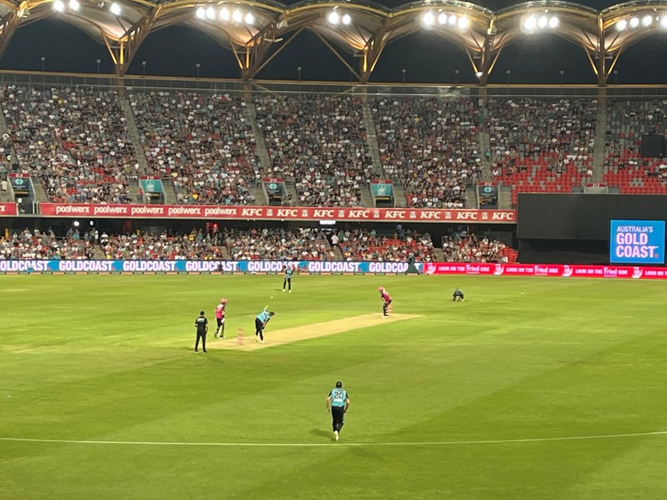 DrJohnOrchard's tweet image. Ground size
Larger grounds—most notably in Australia—require players to run more, resulting in a higher incidence of hamstring and other muscle strains. New formats such as The Hundred, with fewer changeovers, appear to reduce injury rates through decreased running and shorter