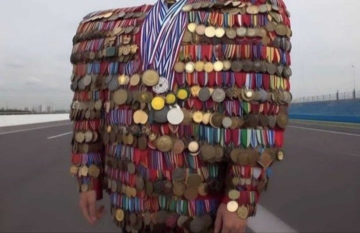 Good morning from Georgia 🍑

Mark Kelly after remembering the UCMJ still applies to him…