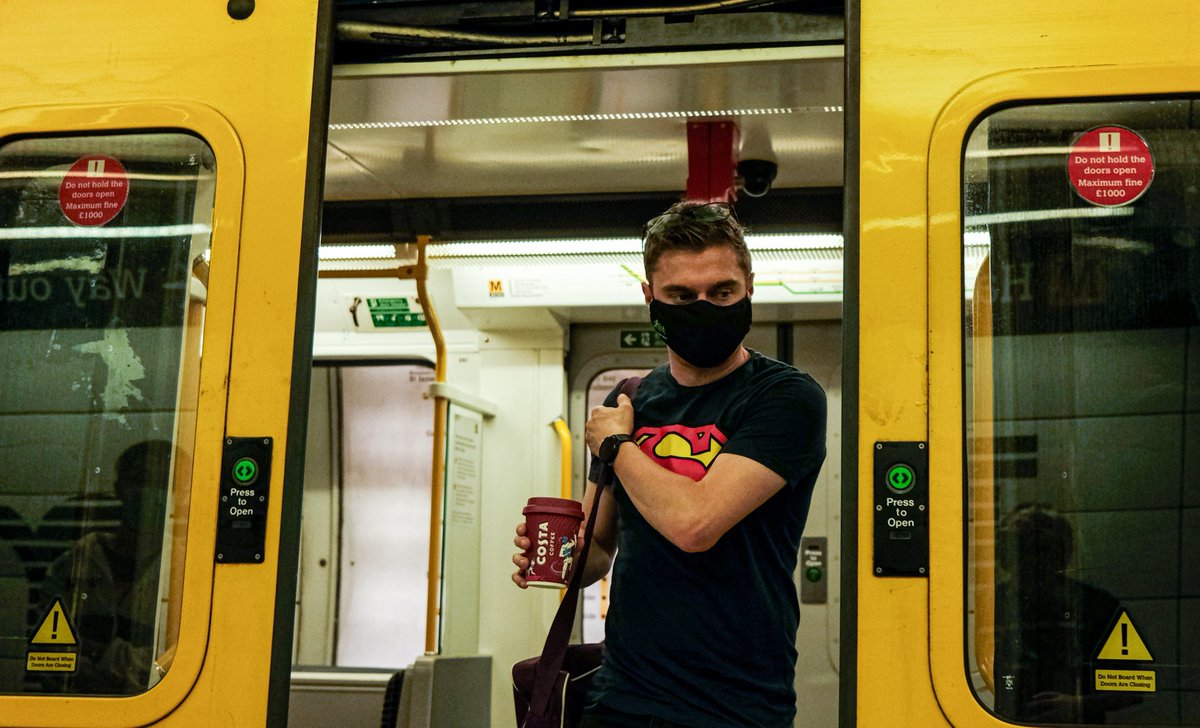 Hawaay61's tweet image. #AlphabetChallenge #WeekVforVowels

Underground Superman