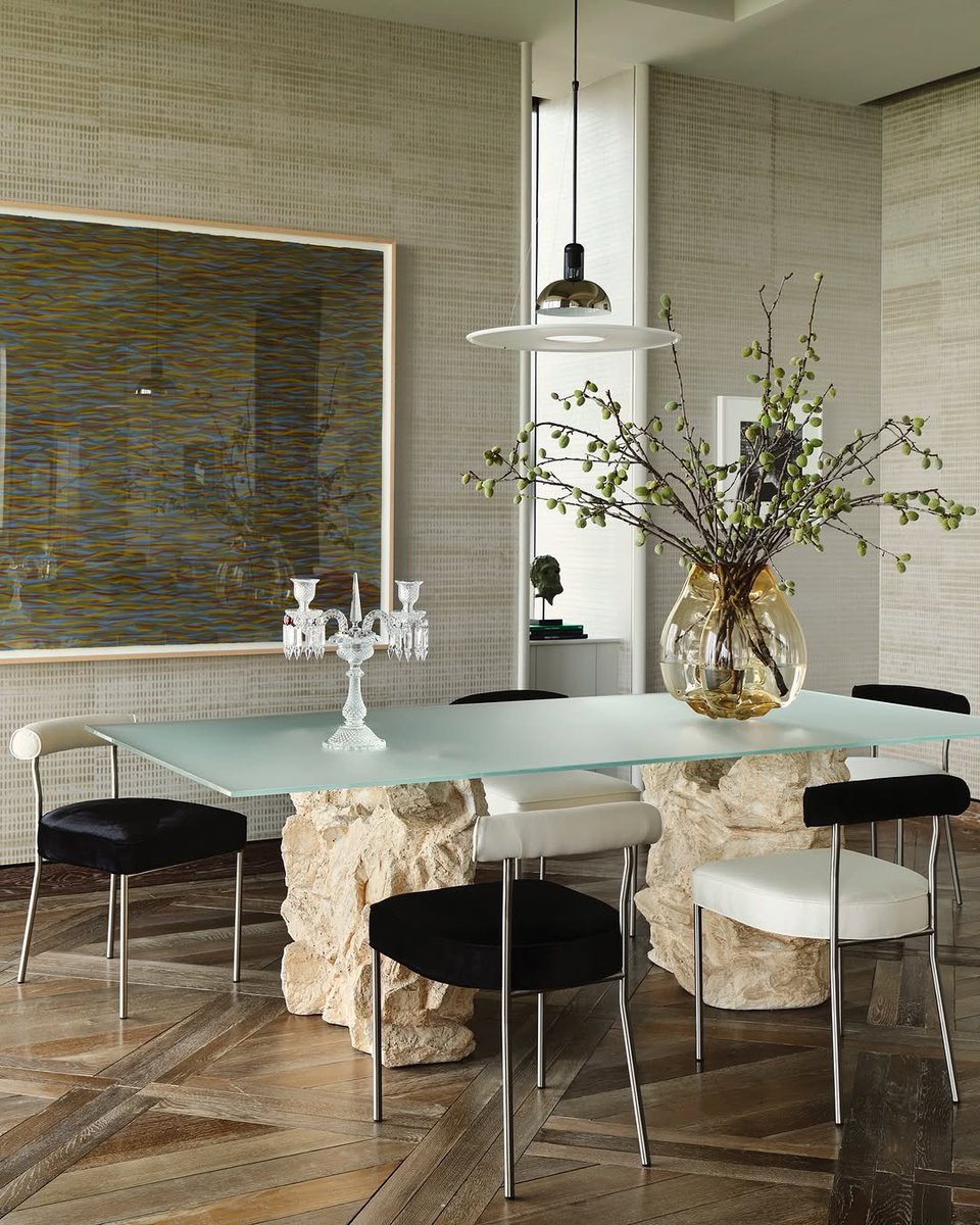 micucci_store's tweet image. Bringing natural textures &amp;amp; modern elegance together. From sculptural stone details to clean contemporary lines, every piece tells a story. By Rafaelde Cardenas. Explore curated pieces on our online store. #InteriorDesign #HomeDecorInspo #DesignLovers #LuxuryLiving #HomeStyling