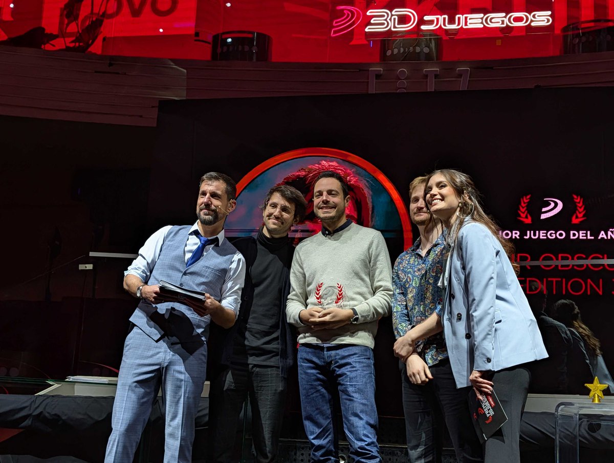 ProperNavas's tweet image. ¡Gracias por hacer de los Premios 3DJuegos Lenovo una noche mágica @ACastellano3DJ  ! 

3djuegos.com/eventos/notici…

Aún estoy asimilando lo que vivimos ayer. La gala de los Premios 3DJuegos Lenovo 2025 no fue solo una entrega de premios; fue una demostración de pasión y calidad.
