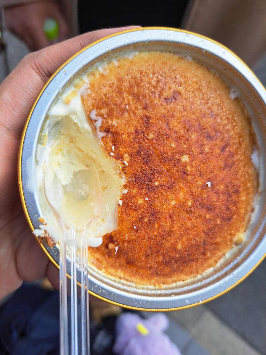 satisomnia's tweet image. brulee 😋