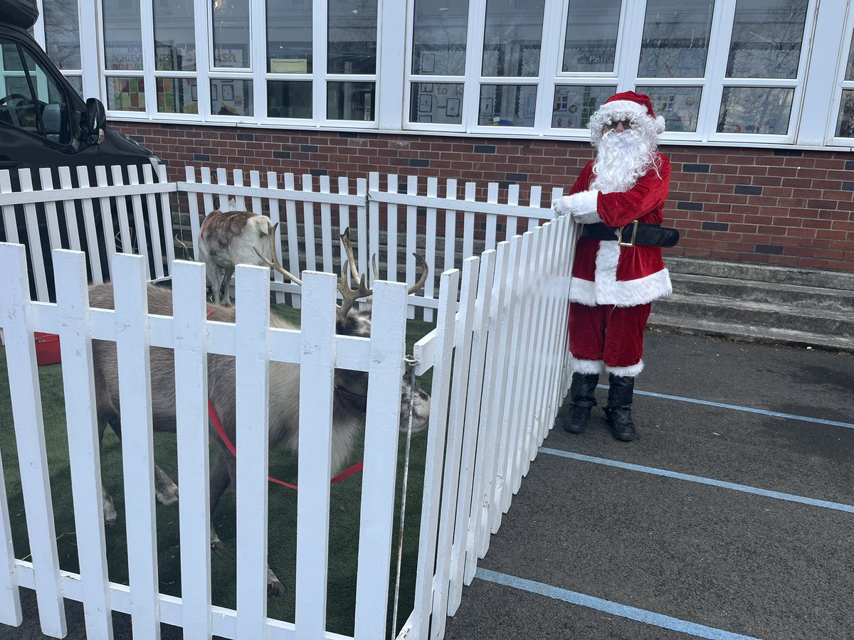 St Ninian's Pr! tweet media