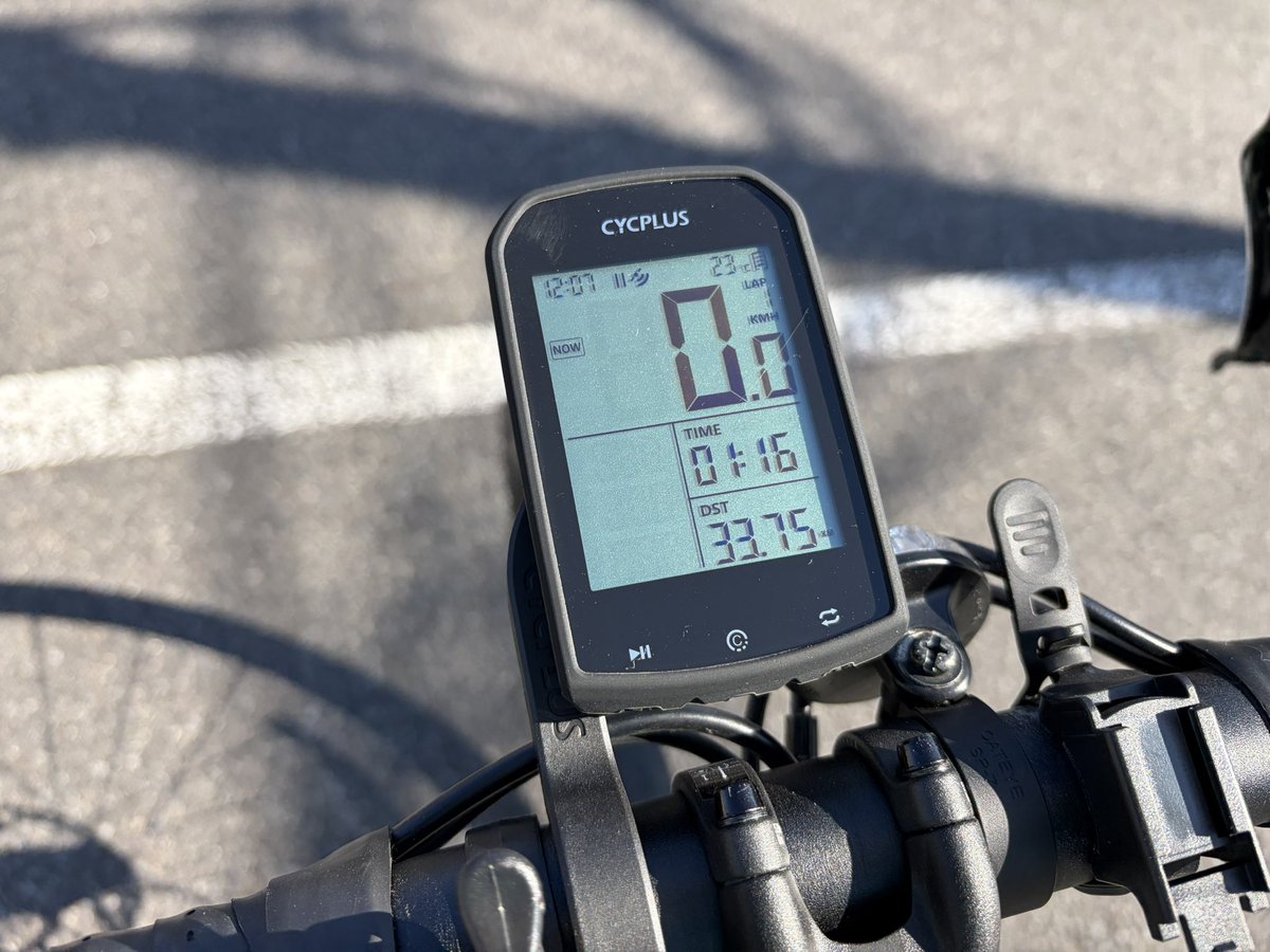 takatakapi2000's tweet image. メーター付けたらテンション爆上がりᕦ(ò_óˇ)ᕤ
#ロードバイク
#TREK
#CYCPLUS