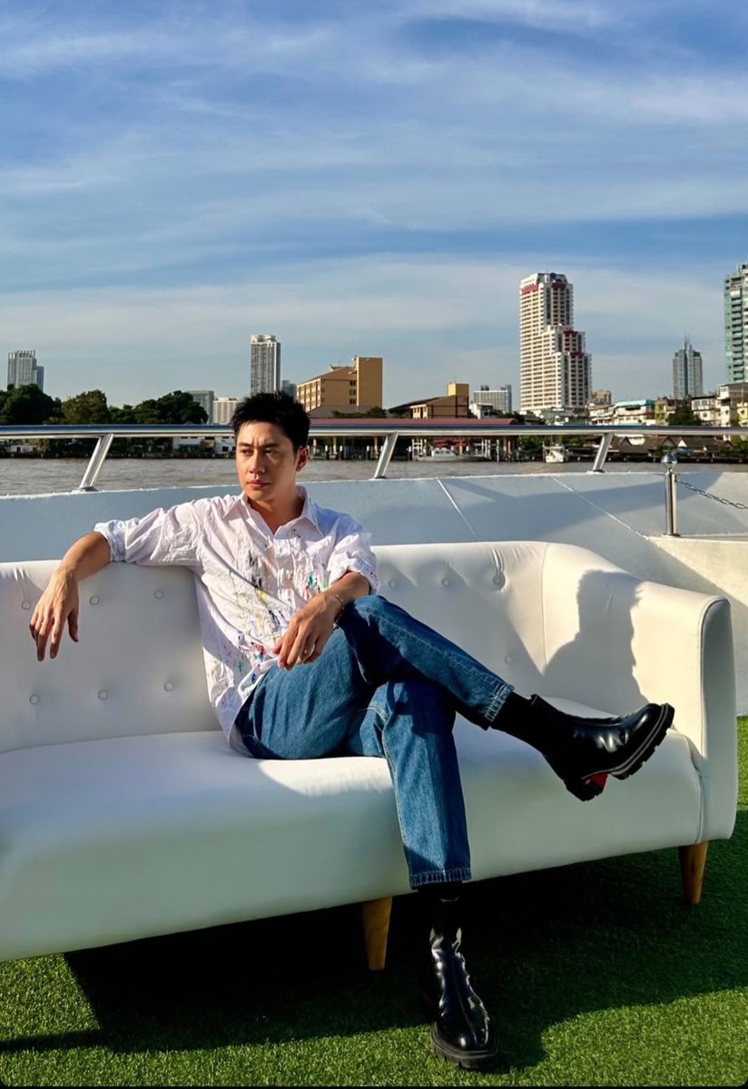 พระเอกของงานหล่อมากเลยค้าบ

JAM FAN SHIP

#JamFanMeet2025
#JamRachata #แจมรชตะ
<a href="/RachataJam/">Jam Rachata</a>