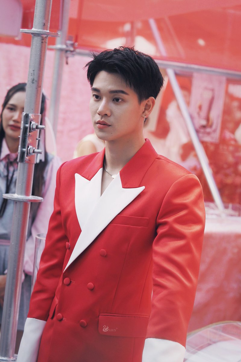 schw_n's tweet image. พี่ตำรวจหล่อมากก ❤️‍🔥🫠

-251128-
@yinyin_anw #yinyin_anw
#barenblissxYin 
#BEAUTRIUM14thAnniversary
BARENBLISS BEAUTRIUM YIN