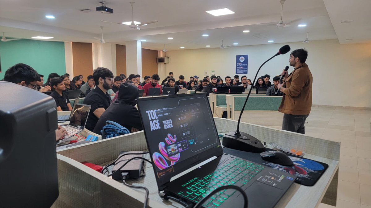 OSChandigarh's tweet image. Open Source Chandigarh hosted Linux Unlocked, a hands-on workshop on commands, packages, shell scripts and the roots of GNU, CLI and Linux. Rehan Chalana and Ayush Chauhan led an energetic day with live demos.
#LinuxUnlocked #OpenSourceChandigarh #TechTwitter #LinuxWorkshop